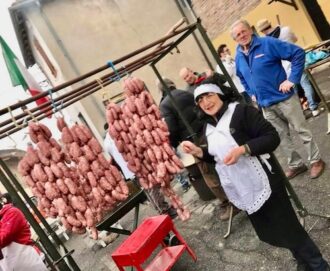 Carnevale di Vho, Polenta e salamini