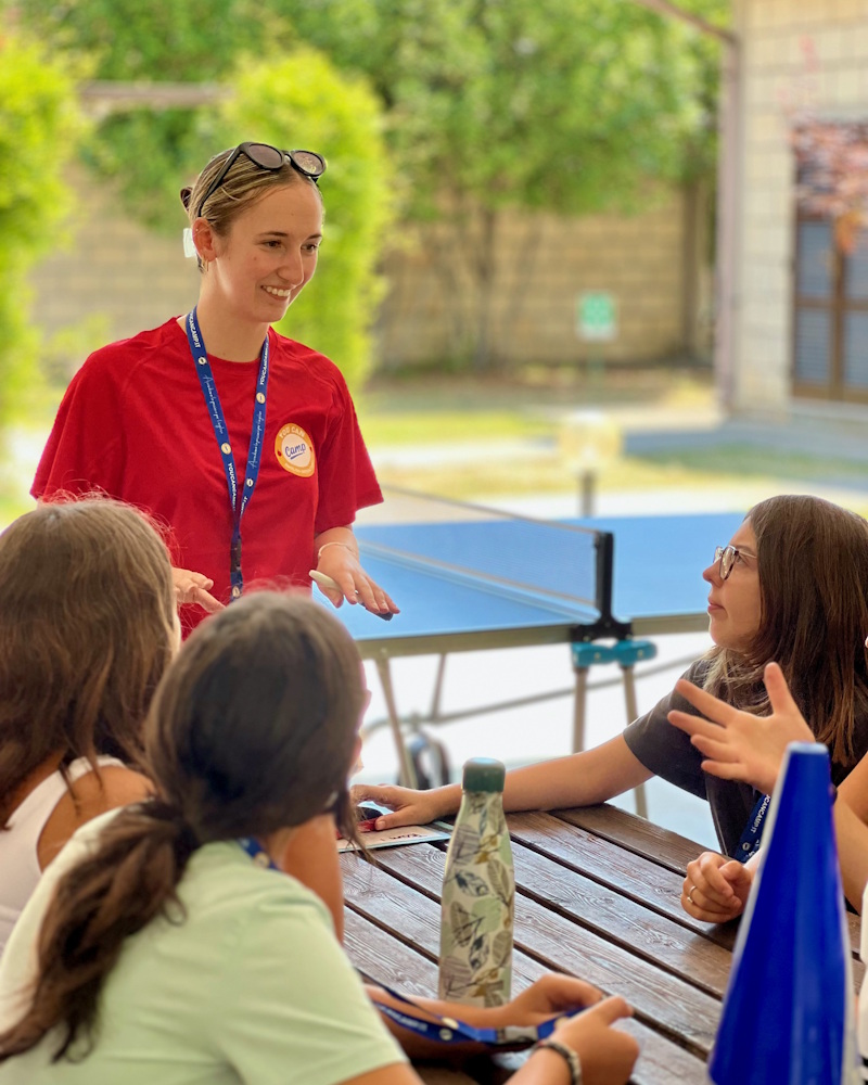 English You can camp Tutor inglese