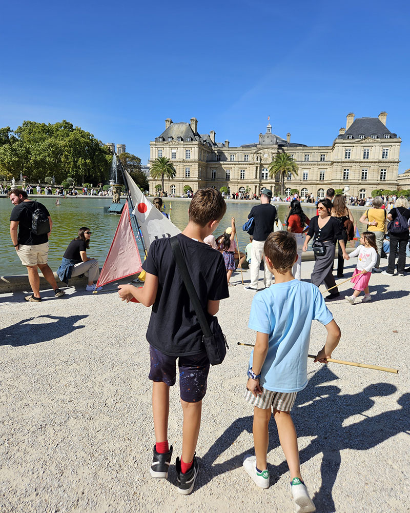 Giardini del Lussemburgo a Parigi, barche a vela e laghetto