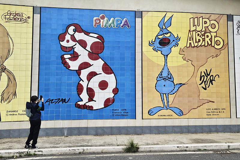 Street Art a Roma, pannelli a tema fumetti a Mezzocammino