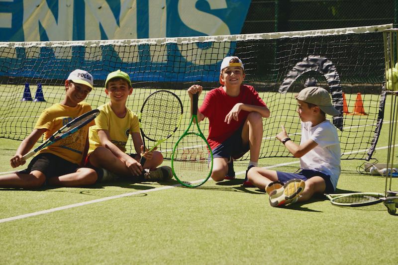 Summer camp tennis Holiday System.