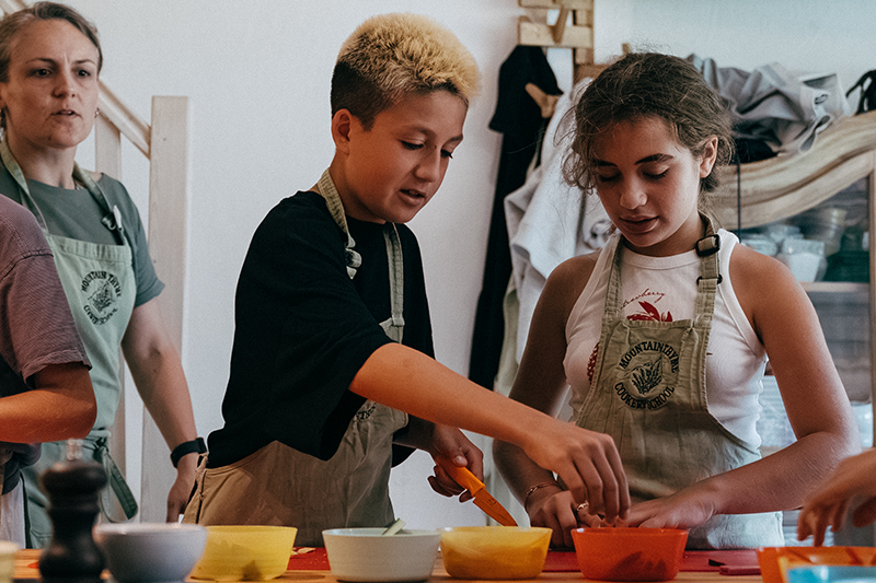 Lezioni di cucina al Summer Camp di Les Elefes, Verbier