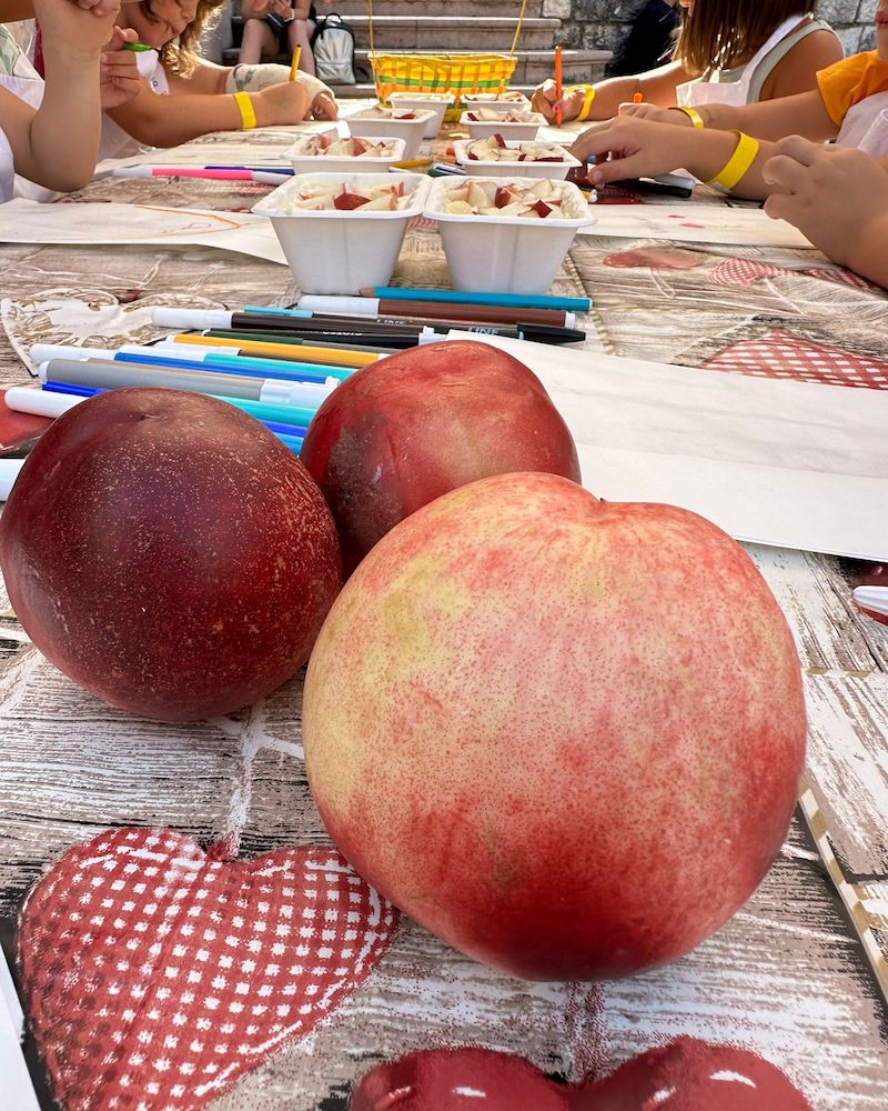 mele laboratorio Lusiana