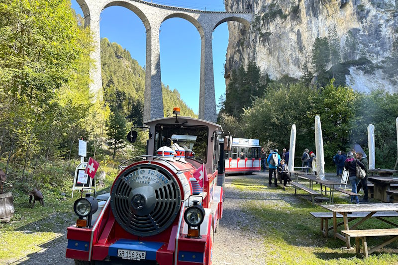 Landwasser trenino su strada