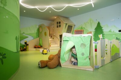 Hotel Miravalle per bambini tra Comano Terme e Molveno per famiglie, tana degli orsetti