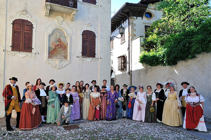 Ala, citta di velluto, sfilate in abiti d'epoca © Visit Rovereto