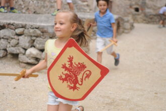 bambini castello di avio