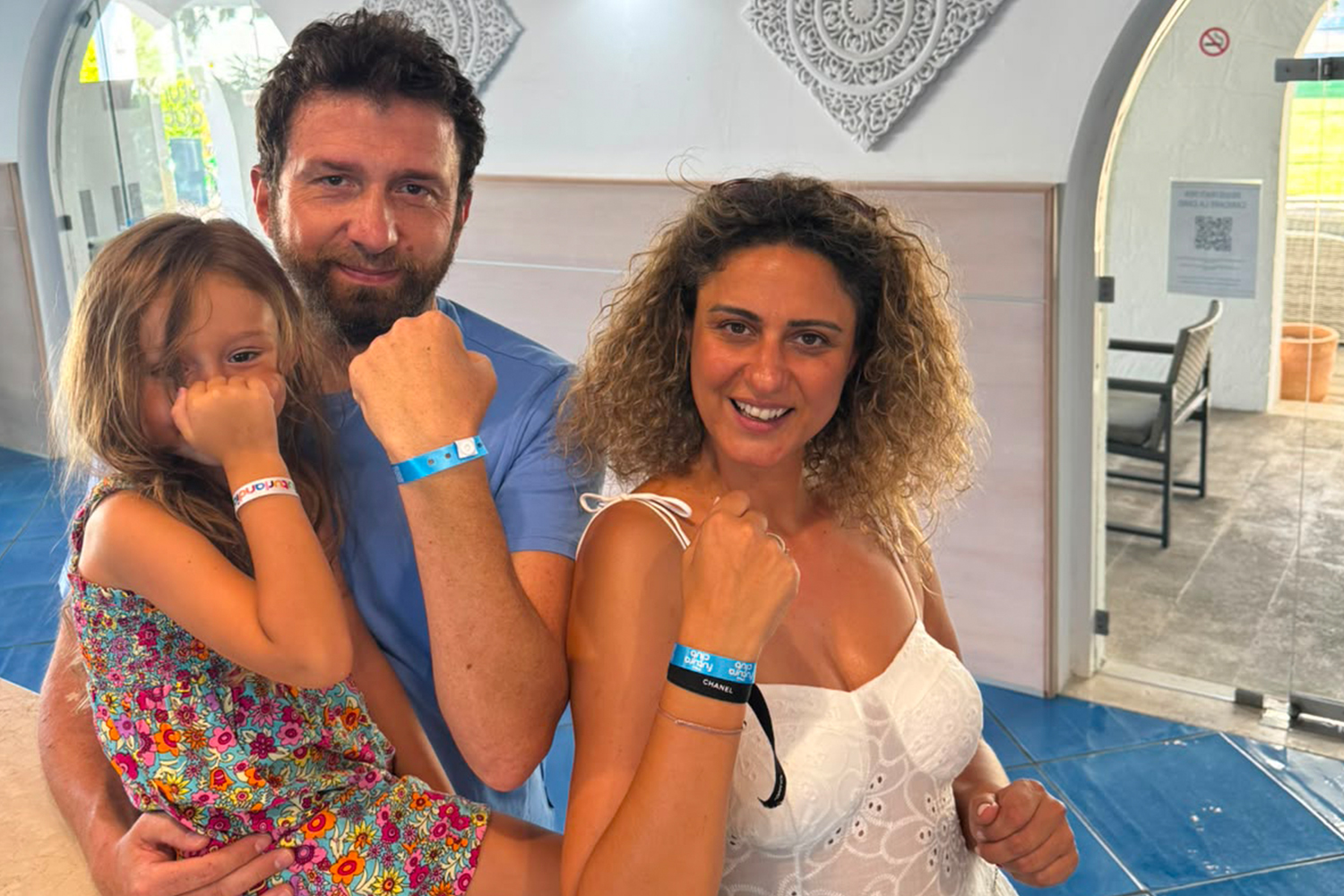 Famiglia al Futura Club Torre Rinalda durante una vacanza con bambini nel Salento © V. Mattei