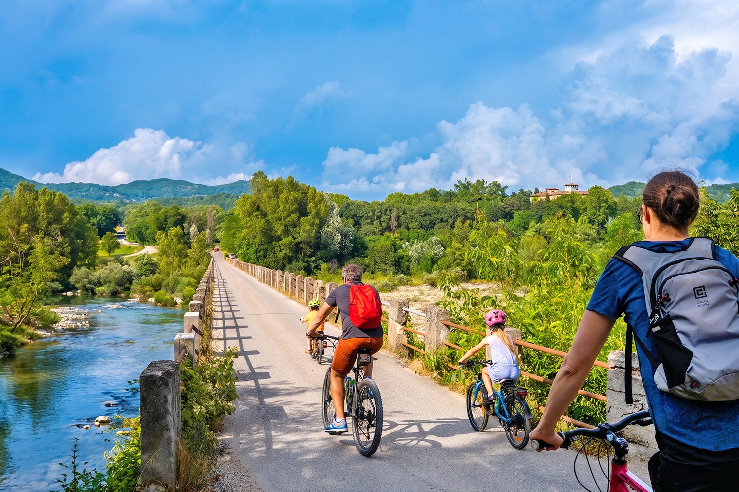 Itinerari in bici e a piedi in Piemonte per bambini e famiglie