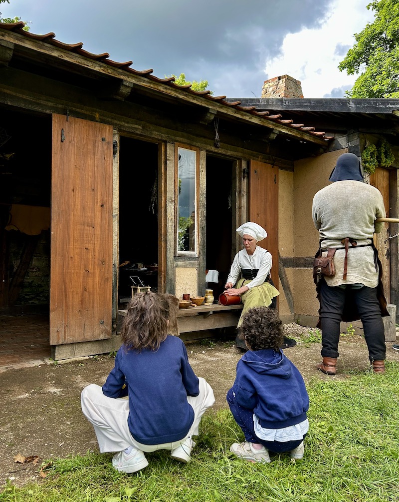 figuranti medievali castello di cesis