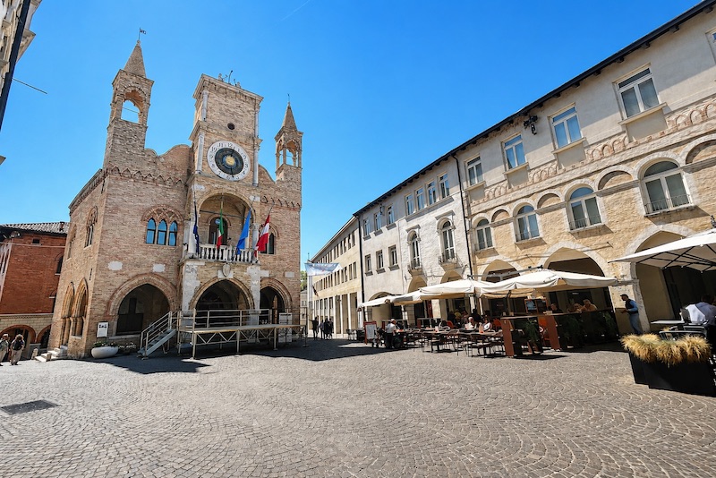 loggia comunale Pordenone