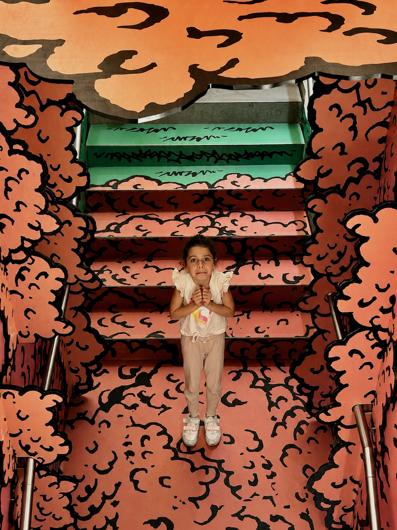 palazzo fumetto bambina Pordenone