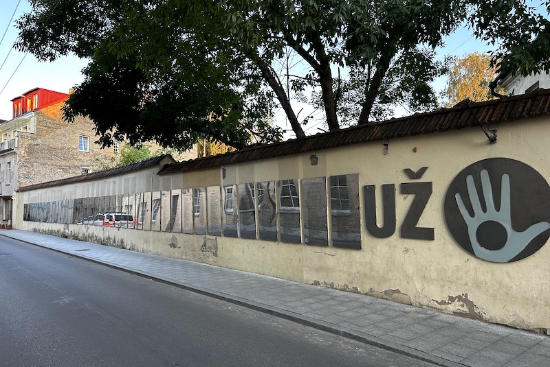 costituzione quartiere uzupis vilnius