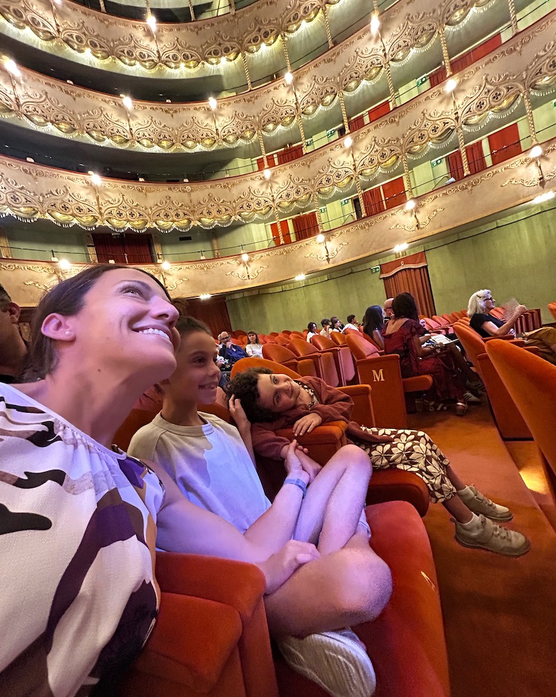 mamma e bambine teatro goldoni venezia