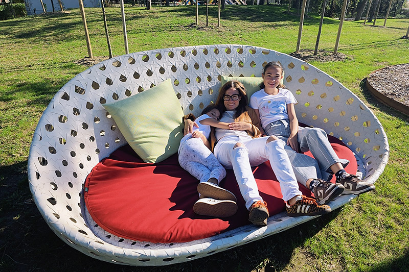 Tempo in famiglia nel fantastico giardino