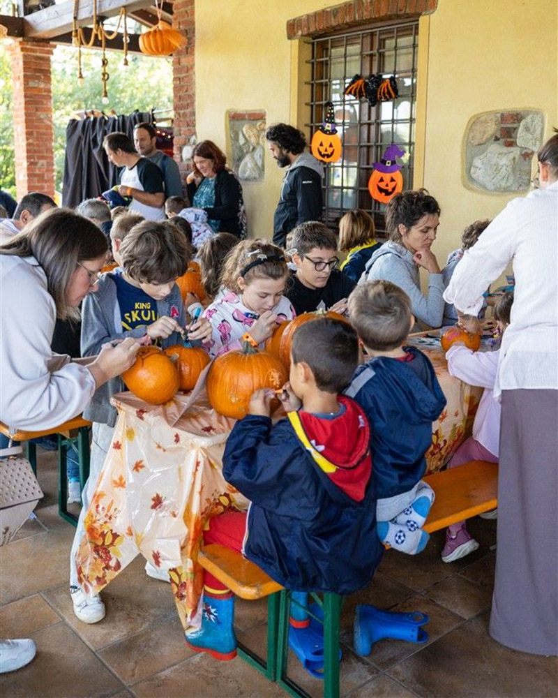 Villaggio delle Zucche Barengo, il laboratorio di decorazione
