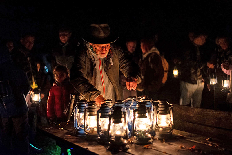 Lanternata notturna di Halloween per famiglie a Paluzza